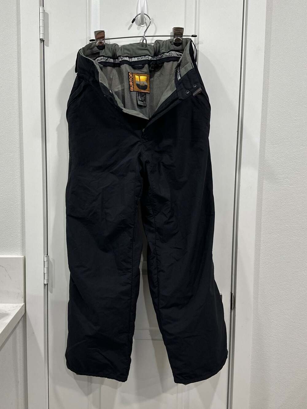 Burton Black Women's Waterproof Snowboard Ski Pants Size Small